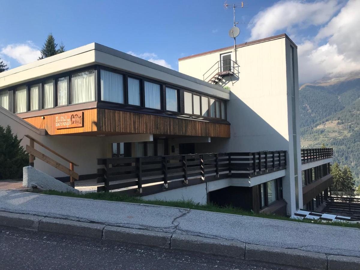 Le Volpi Marilleva 1400 Apartment Mezzana  Luaran gambar